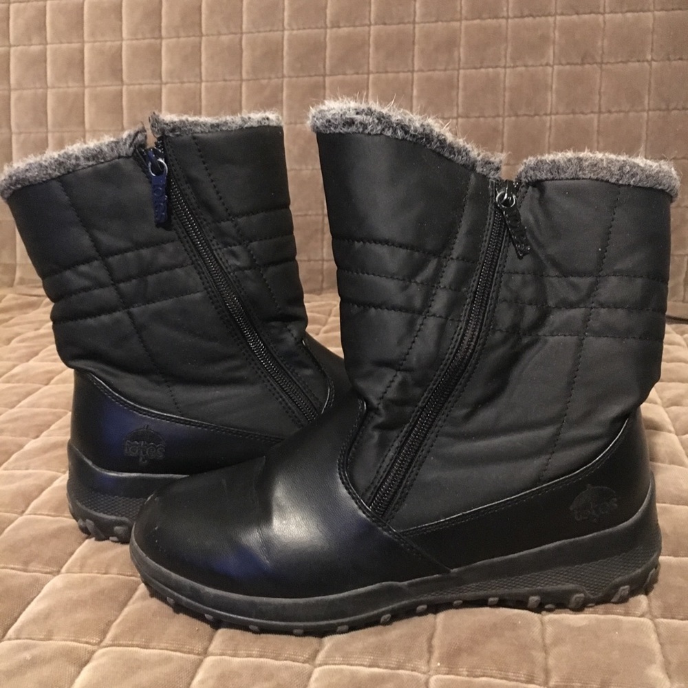 Women’s Totes Boots